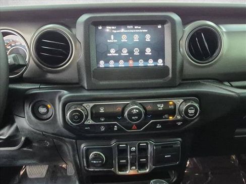 Used 2023 Jeep Wrangler Unlimited Sport AWD/4WD image 15