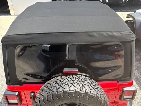 Used 2024 Jeep Wrangler Sport AWD/4WD image 30