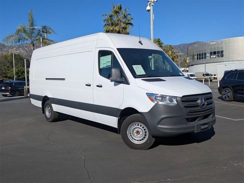 New 2024 Mercedes-Benz Sprinter 3500 image 16