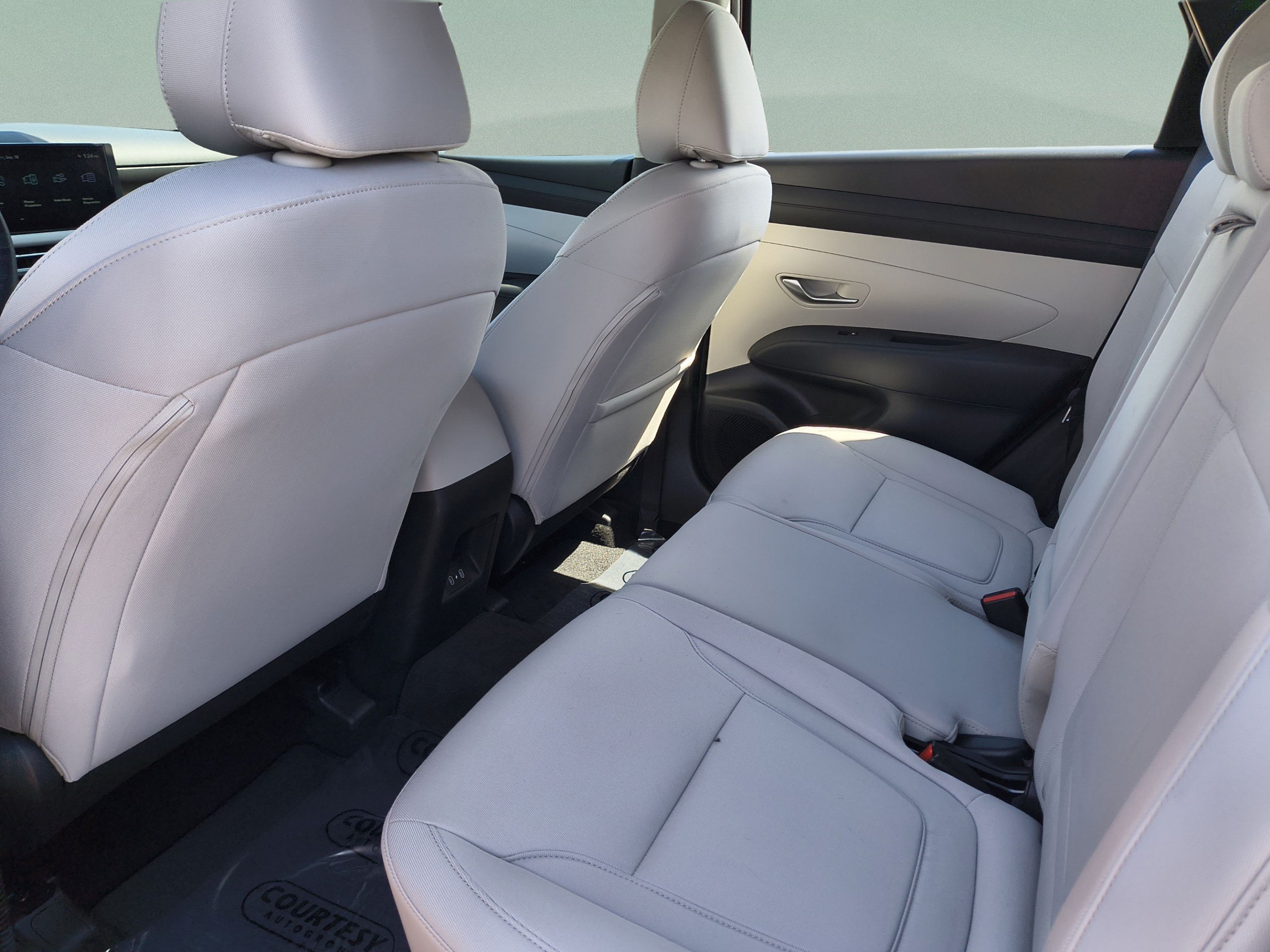 New 2026 Hyundai Tucson SE FWD image 15