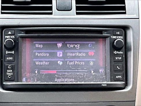 Used 2013 Toyota Corolla LE w/ Premium Pkg image 20