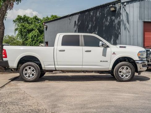 Used 2022 RAM 2500 Laramie AWD/4WD image 7