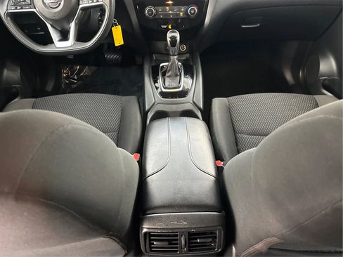 Used 2019 Nissan Rogue Sport S w/ Appearance Package AWD/4WD image 22