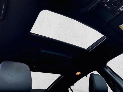 Used 2022 Honda Pilot Black Edition image 17