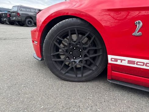 Used 2013 Ford Mustang Shelby GT500 image 27