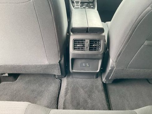 Certified 2023 Nissan Rogue SV AWD/4WD image 32