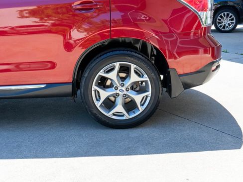 Used 2018 Subaru Forester 2.5i Touring AWD/4WD image 33