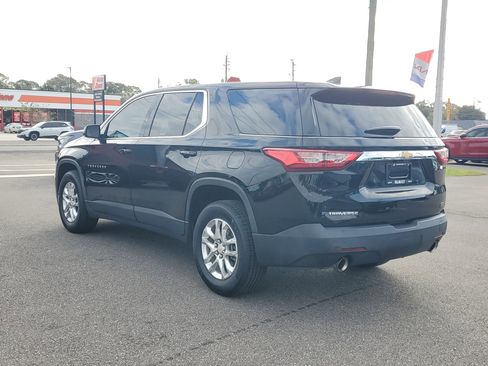 Used 2020 Chevrolet Traverse LS image 4