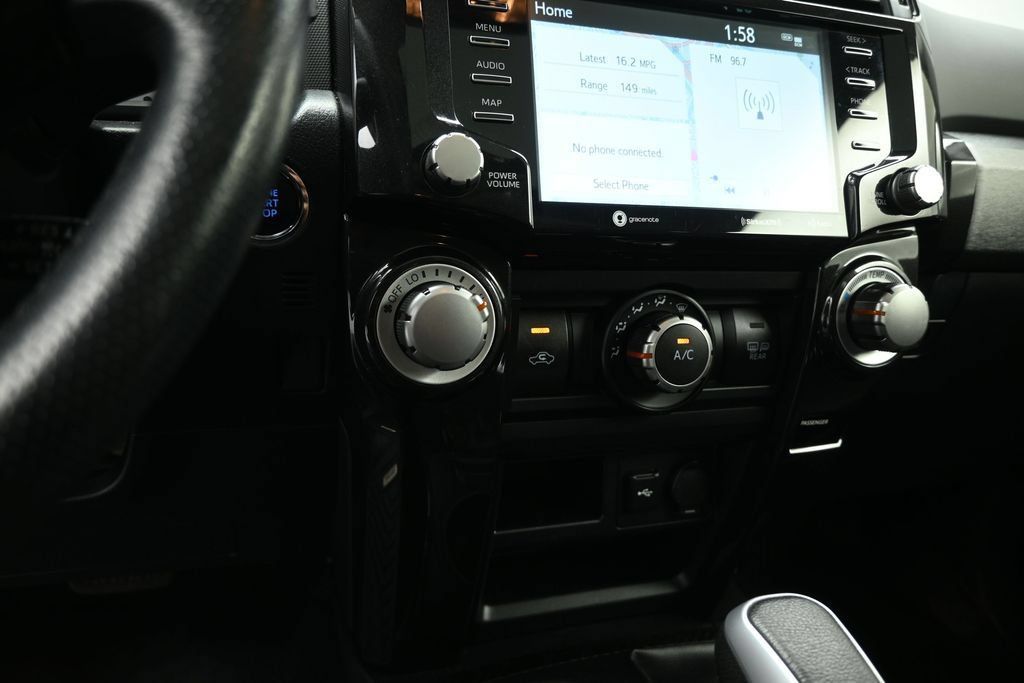Used 2022 Toyota 4Runner TRD Off-Road Premium AWD/4WD image 16