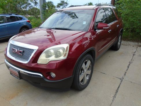 Used 2011 GMC Acadia SLT AWD/4WD image 2