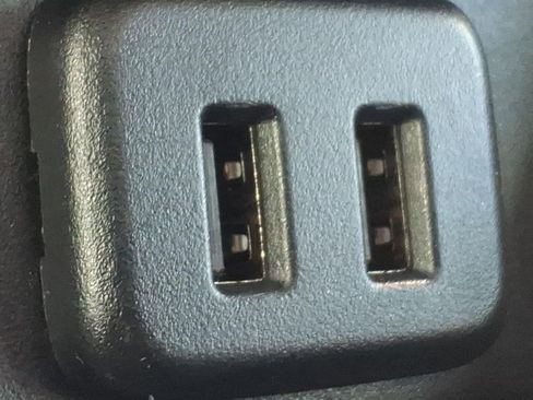 Used 2020 Chevrolet Suburban Premier image 20