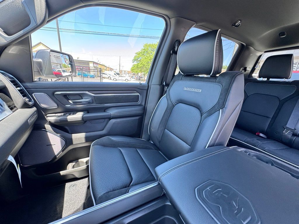 New 2026 RAM 1500 Laramie w/ Night Edition AWD/4WD image 15