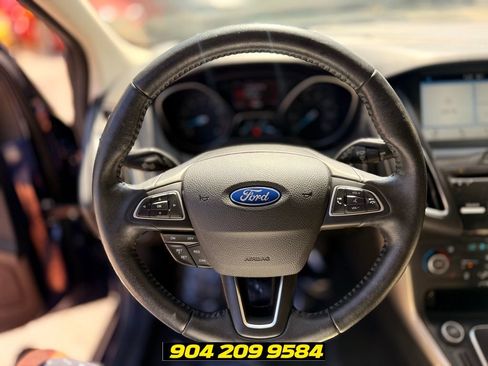 Used 2016 Ford Focus Titanium w/ Exterior Protection Package FWD image 17