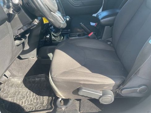 Used 2016 Jeep Wrangler Unlimited Sport w/ Quick Order Package 23S image 15