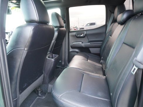 Used 2021 Toyota Tacoma TRD Sport w/ TRD Premium Sport Package image 14