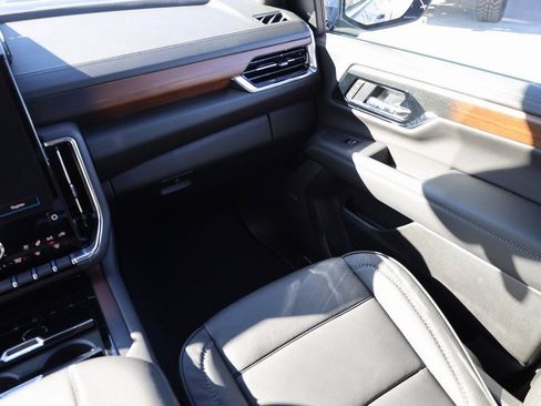 New 2026 GMC Yukon Denali w/ Denali Reserve Package image 22