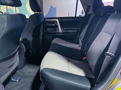 Used 2017 Toyota 4Runner SR5 image 8