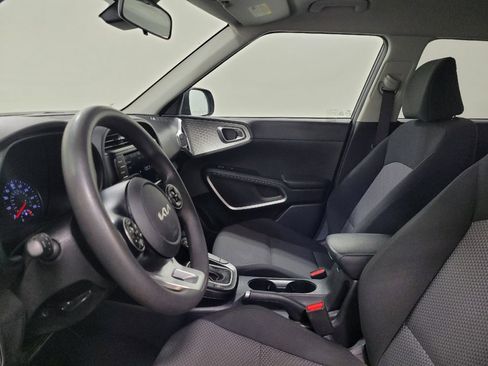 Used 2022 Kia Soul LX w/ Technology Package FWD image 17