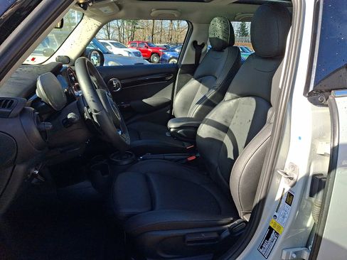 Certified 2023 MINI Cooper S w/ Premium Package image 11