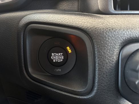 Used 2025 Jeep Wrangler Sport AWD/4WD image 26