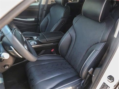 Used 2024 Genesis GV80 3.5T w/ Advanced Package image 10