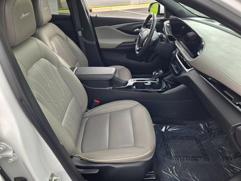 Used 2024 Buick Envista Avenir FWD image 7