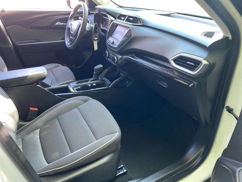 Used 2022 Chevrolet TrailBlazer LS FWD image 22