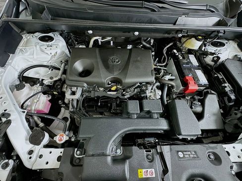 Certified 2025 Toyota RAV4 XLE image 29