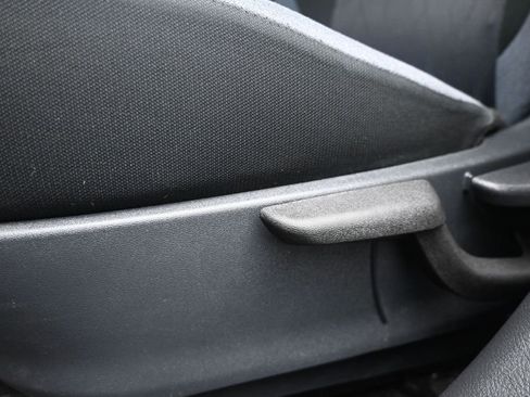 Used 2024 Nissan Versa SV FWD image 11