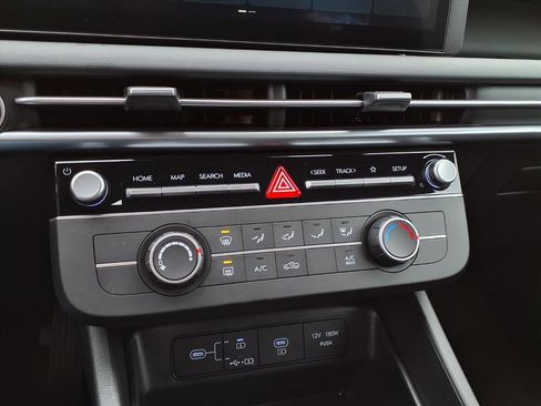 New 2026 Hyundai Santa Cruz SE FWD image 16