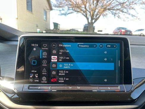 Used 2025 Volkswagen Atlas Cross Sport SE image 16