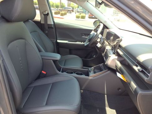 New 2026 Hyundai Kona Limited FWD image 7