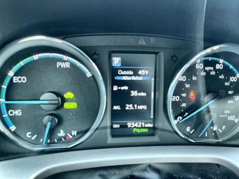 Used 2016 Toyota RAV4 XLE w/ Convenience Package image 12