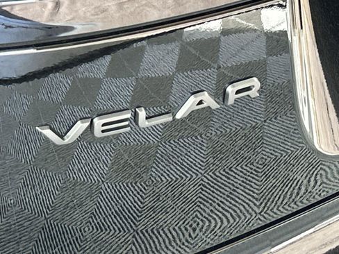 Certified 2026 Land Rover Range Rover Velar Dynamic SE image 29