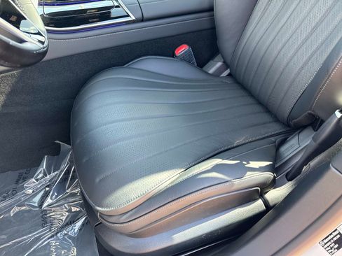 New 2026 Mercedes-Benz S 500 4MATIC image 19