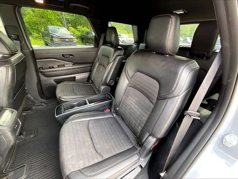Used 2023 Nissan Pathfinder Rock Creek AWD/4WD image 14
