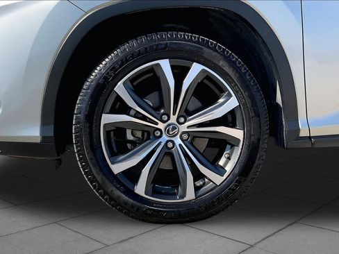 Used 2020 Lexus RX 350L FWD w/ Premium Package image 11