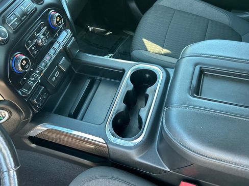 Used 2020 Chevrolet Silverado 1500 RST AWD/4WD image 14