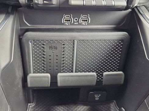 New 2026 RAM 1500 Laramie AWD/4WD image 30