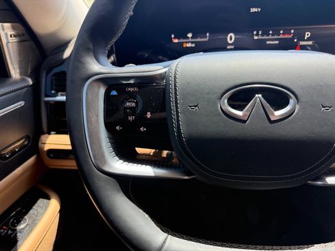 Certified 2025 INFINITI QX80 Sensory AWD/4WD image 18
