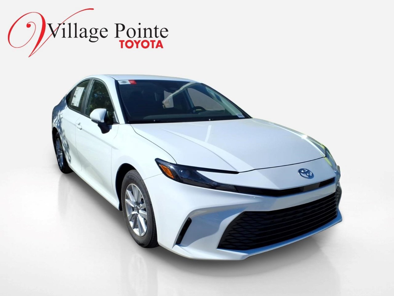 Used 2026 Toyota Camry LE w/ Convenience Package FWD image 3
