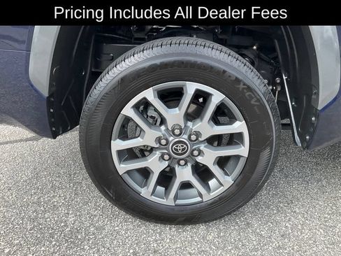 Used 2022 Toyota Tundra 1794 Edition AWD/4WD image 26