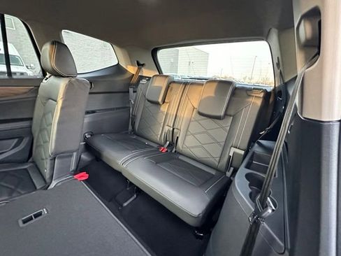 New 2026 Volkswagen Atlas SE image 27