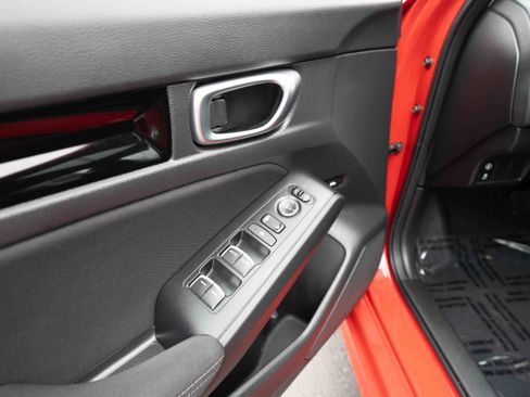 Used 2023 Honda Civic EX image 7