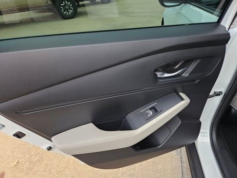 Certified 2025 Honda Accord SE image 12