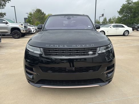 Used 2023 Land Rover Range Rover Sport SE Dynamic image 2