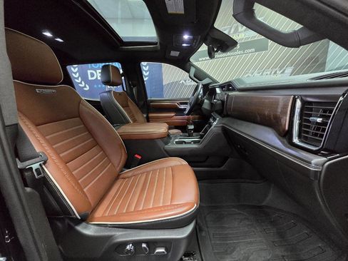 Used 2023 GMC Sierra 1500 Denali Ultimate image 35