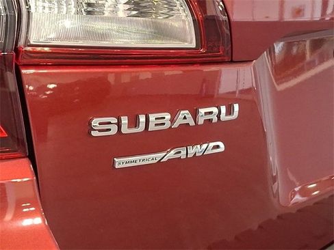 Used 2018 Subaru Outback 2.5i Limited image 32