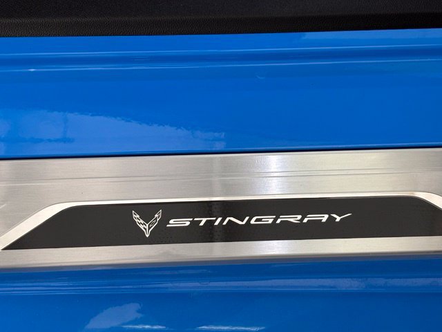 Used 2024 Chevrolet Corvette Stingray Convertible w/ Z51 Performance Package RWD image 3