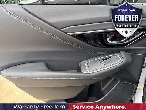 New 2025 Subaru Outback Limited image 32